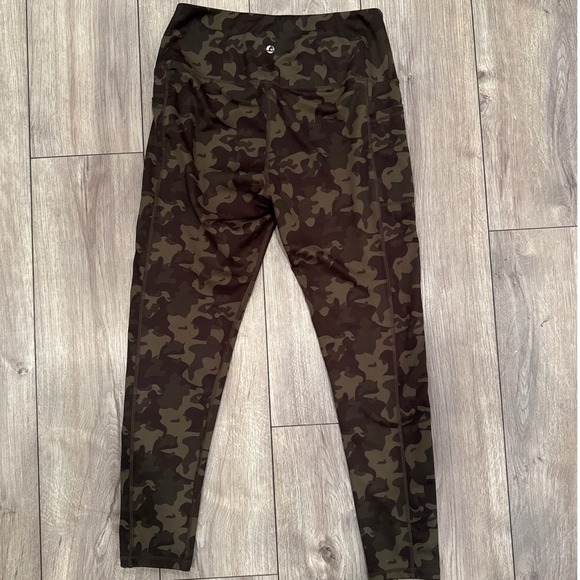 LegEnd Active Camo Leggings Women Size L High Waist Pocket Athleisure - Picture 3 of 3